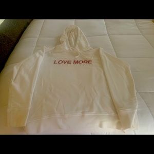 Cream hoodie sz medium. Good condition  no spots or stains. Wore a few times.
